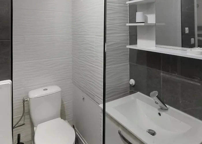 Apartman Le Souffle Du Vivant, Pour 4 Personnes Avec Piscine *