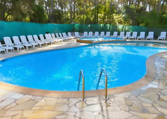 Апартаменты Le Souffle Du Vivant, Pour 4 Personnes Avec Piscine Санари-сюр-Мер